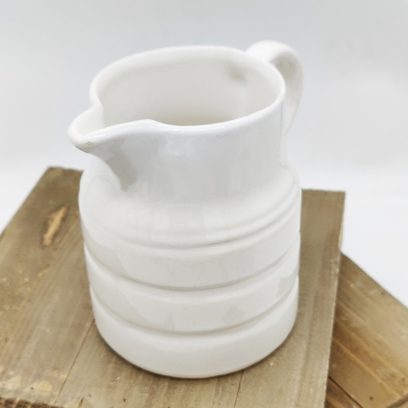 Vintage Minimalist Pitcher / Looks Like Pottery Barn - Picture 3 of 8